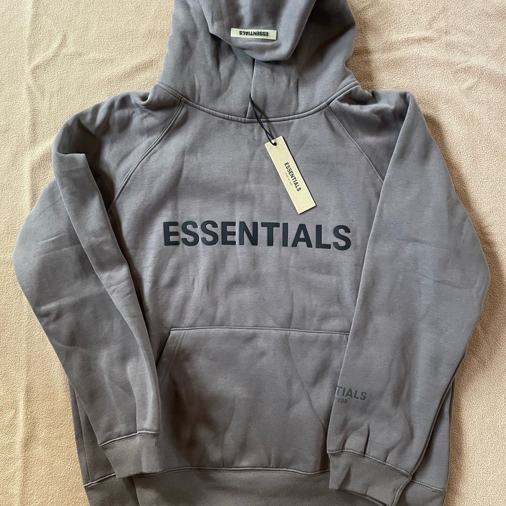 Essentials FOG - Grey
